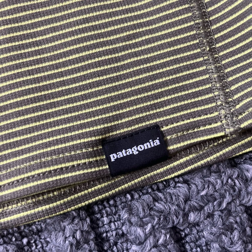 Patagonia Mens Medium Striped Neon Green Pull-Over Lightweight Shirt